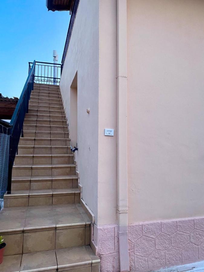 Mia'S Home Kalamata Exterior photo